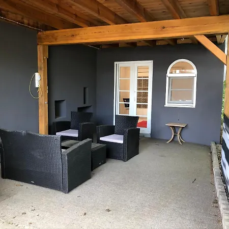 Loft Mit 2 Schlafzimmern Und E- Ladestation Fürth
