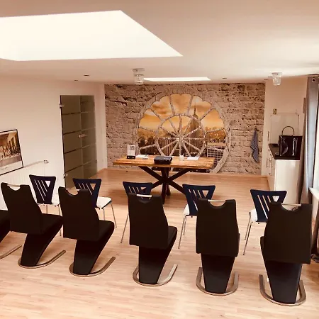 Loft Mit 2 Schlafzimmern Und E- Ladestation Fürth